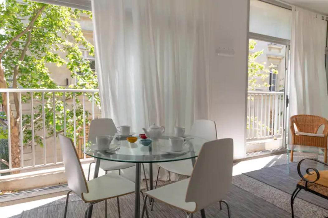 Grand Appartement Lumineux Pour 2 A 4 Personnes A Avignon Intra-Muros Wifi Gratuit Dış mekan fotoğraf
